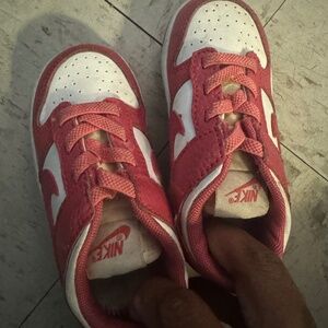 Nike dunks pink